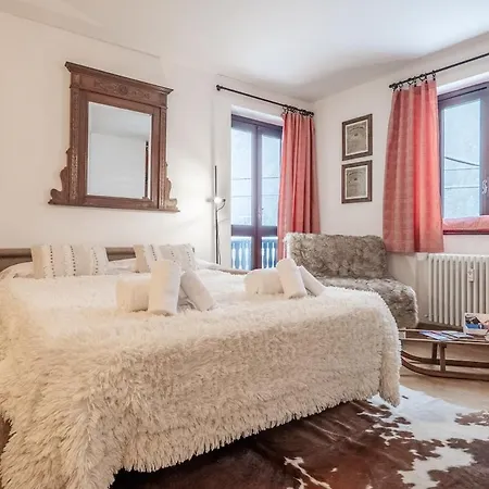 Appartement Mcx Vacation -maison Dedde, Alpine Duplex In Valtournenche, Just 3 Minutes From The Lifts And 200 M From The Town Centre Valtournenche