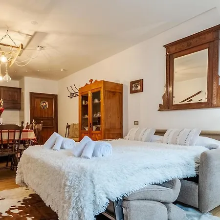 Mcx Vacation -maison Dedde, Alpine Duplex In Valtournenche, Just 3 Minutes From The Lifts And 200 M From The Town Centre *