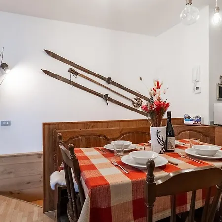 Mcx Vacation -maison Dedde, Alpine Duplex In Valtournenche, Just 3 Minutes From The Lifts And 200 M From The Town Centre *