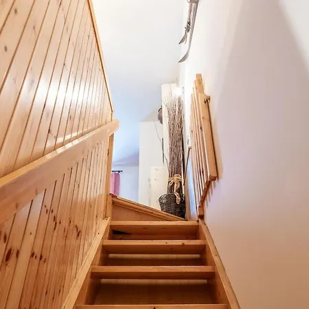 Mcx Vacation -maison Dedde, Alpine Duplex In Valtournenche, Just 3 Minutes From The Lifts And 200 M From The Town Centre Appartement *